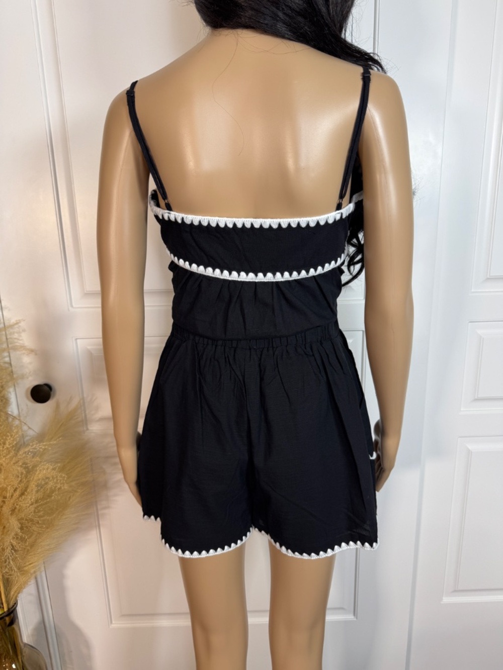 SLEEVELESS TANK TOP WITH ELASTIC WAIST SHORTS CO-ORD SET SIZE MEDIUM - NWOT - Picture 12 of 17